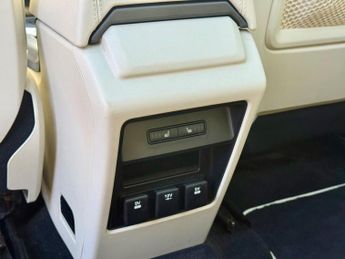 Land Rover Discovery Sport 2.0 TD4 HSE Luxury Auto 4WD Euro 6 (s/s) 5dr