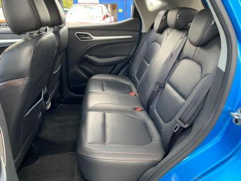 MG MG ZS 1.0 T-GDI Exclusive SUV 5dr Petrol Auto Euro 6 (111 ps)