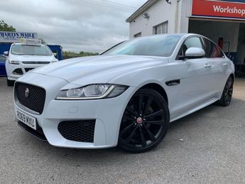 Jaguar XF 2.0d Chequered Flag Saloon 4dr Diesel Auto Euro 6 (s/s) (180 ps)
