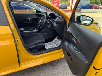 PEUGEOT 208 1.2 PureTech Active Premium Hatchback 5dr Petrol EAT Euro 6 (s/s