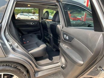 NISSAN X-TRAIL 1.6 dCi Tekna SUV 5dr Diesel XTRON Euro 6 (s/s) (130 ps)