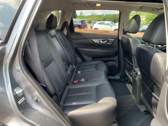 NISSAN X-TRAIL 1.6 dCi Tekna SUV 5dr Diesel XTRON Euro 6 (s/s) (130 ps)