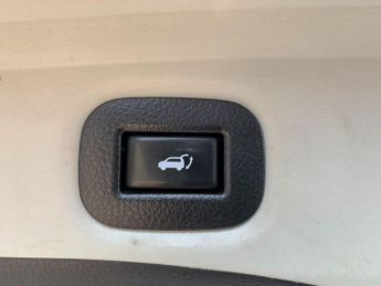 NISSAN X-TRAIL 1.6 dCi Tekna SUV 5dr Diesel XTRON Euro 6 (s/s) (130 ps)