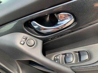 NISSAN X-TRAIL 1.6 dCi Tekna SUV 5dr Diesel XTRON Euro 6 (s/s) (130 ps)