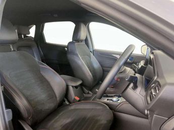 Ford Kuga 2.5 Duratec 14.4kWh ST-Line Edition CVT Euro 6 (s/s) 5dr