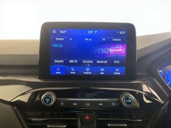 Ford Kuga 2.5 Duratec 14.4kWh ST-Line Edition CVT Euro 6 (s/s) 5dr