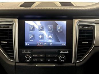 Porsche Macan 3.0T V6 GTS PDK 4WD Euro 6 (s/s) 5dr