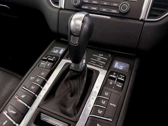 Porsche Macan 3.0T V6 GTS PDK 4WD Euro 6 (s/s) 5dr