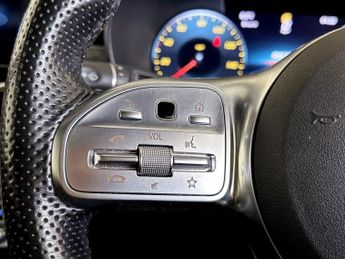 Mercedes-Benz C Class 2.0 C300 AMG Line (Premium Plus) G-Tronic+ Euro 6 (s/s) 5dr