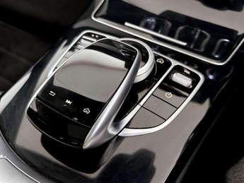 Mercedes-Benz C Class 2.0 C300 AMG Line (Premium Plus) G-Tronic+ Euro 6 (s/s) 5dr