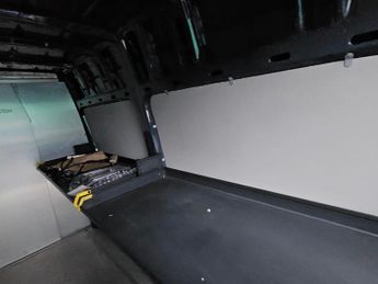 Mercedes-Benz eSprinter 55kWh Progressive Auto FWD L2 H2 5dr 20kW Charger