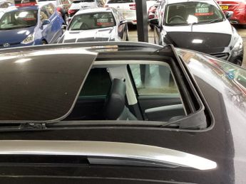 Volkswagen Sharan 2.0 TDI BlueMotion Tech SEL DSG Euro 5 (s/s) 5dr