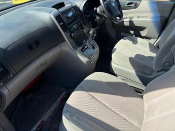 Kia Sedona 2.9 CRDi LS 5dr Automatic
