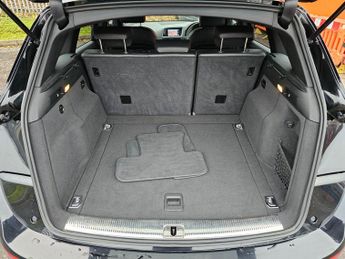 Audi Q5 2.0 TDI S line Plus SUV 5dr Diesel S Tronic quattro Euro 5 (s/s)