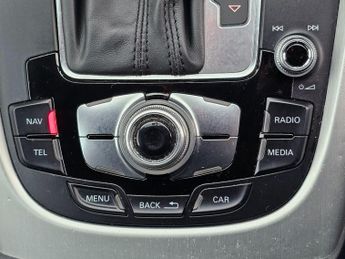 Audi Q5 2.0 TDI S line Plus SUV 5dr Diesel S Tronic quattro Euro 5 (s/s)