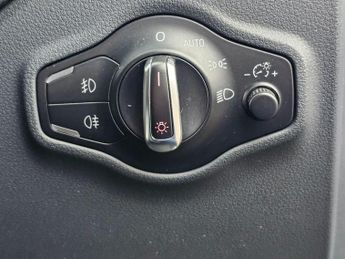 Audi Q5 2.0 TDI S line Plus SUV 5dr Diesel S Tronic quattro Euro 5 (s/s)