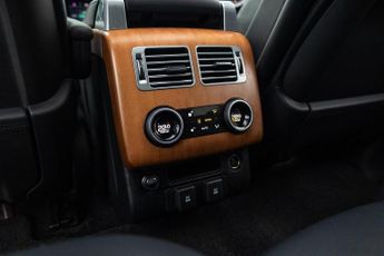 Land Rover Range Rover 4.4 SD V8 Autobiography Auto 4WD Euro 6 (s/s) 5dr