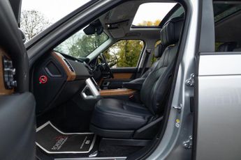 Land Rover Range Rover 4.4 SD V8 Autobiography Auto 4WD Euro 6 (s/s) 5dr