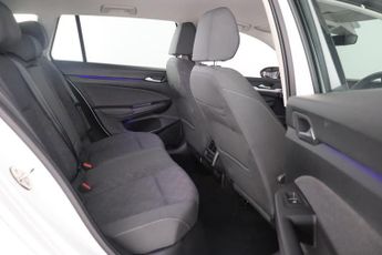 Volkswagen Golf 1.5 eTSI MHEV Life DSG Euro 6 (s/s) 5dr
