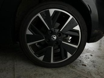 Vauxhall Corsa Electric 50kWh SRi Premium Auto 5dr