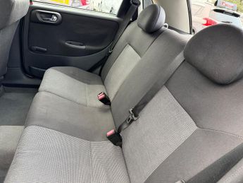 Vauxhall Corsa 1.4i 16v Design 5dr (a/c)