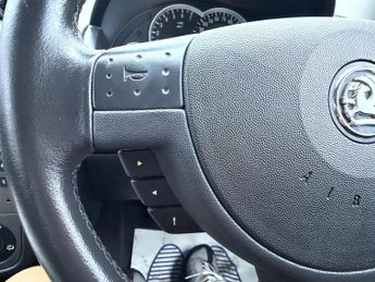 Vauxhall Corsa 1.4i 16v Design 5dr (a/c)