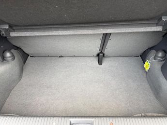 Vauxhall Corsa 1.4i 16v Design 5dr (a/c)