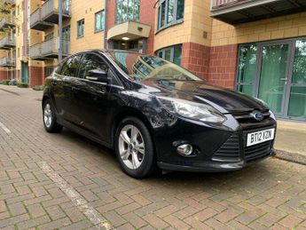 Ford Focus 1.0T EcoBoost Zetec Euro 5 (s/s) 5dr