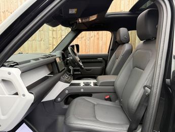 Land Rover Defender 110 3.0 D250 MHEV X-Dynamic SE Auto 4WD Euro 6 (s/s) 5dr