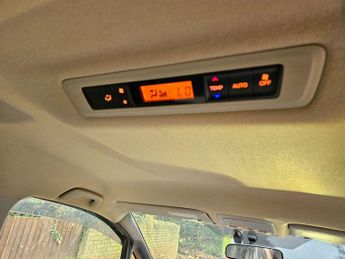 Toyota Voxy WARRANTED MILE,18M WARANTY,ANDRIOD/APPLE