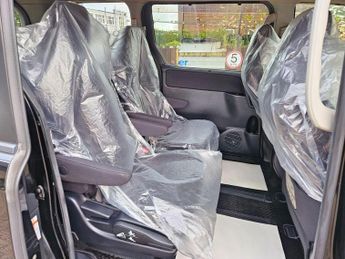 Toyota Voxy WARRANTED MILE,18M WARANTY,ANDRIOD/APPLE