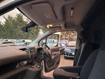 Vauxhall Combo 1.5 Turbo D 2300 Edition Auto L1 H1 Euro 6 (s/s) 4dr