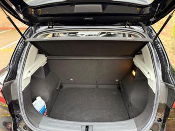 MG MG ZS 44.5kWh Exclusive Auto 5dr