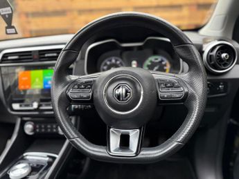 MG MG ZS 44.5kWh Exclusive Auto 5dr