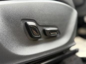 MG MG ZS 44.5kWh Exclusive Auto 5dr