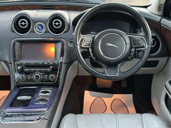 Jaguar XJ 3.0d V6 Premium Luxury Auto Euro 5 4dr (LWB)