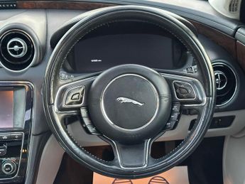 Jaguar XJ 3.0d V6 Premium Luxury Auto Euro 5 4dr (LWB)