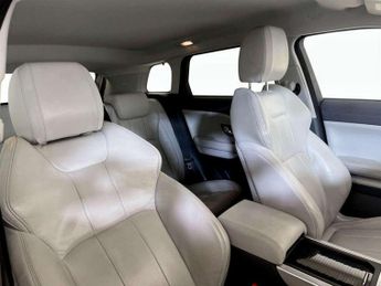 Land Rover Range Rover Evoque 2.0 eD4 SE Tech FWD Euro 6 (s/s) 5dr