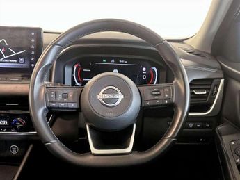 Nissan Qashqai 1.3 DIG-T MHEV N-Connecta Euro 6 (s/s) 5dr