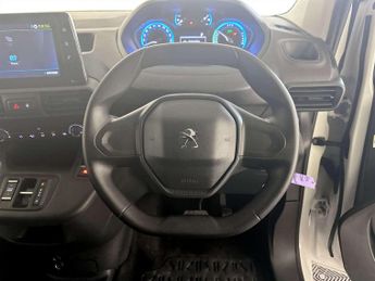 Peugeot Partner M 136 Auto L1H1 SWB 50Kwh Battery