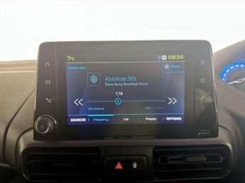 Peugeot Partner M 136 Auto L1H1 SWB 50Kwh Battery