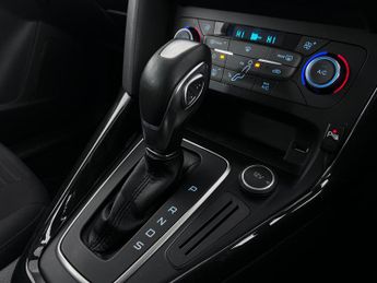 Ford Focus 1.6 Titanium Powershift Euro 6 5dr
