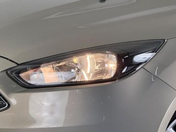 Ford Focus 1.6 Titanium Powershift Euro 6 5dr