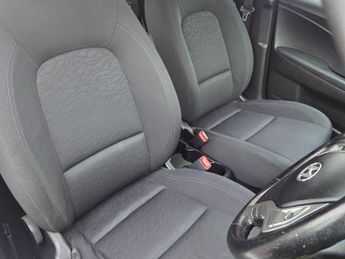 Hyundai ix20 1.6 Active Auto Euro 5 5dr