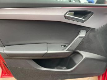 SEAT Leon 1.5 eTSI MHEV FR First Edition Hatchback 5dr Petrol Hybrid DSG E