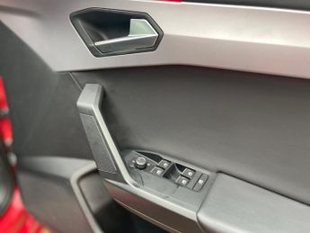 SEAT Leon 1.5 eTSI MHEV FR First Edition Hatchback 5dr Petrol Hybrid DSG E