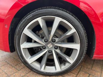 SEAT Leon 1.5 eTSI MHEV FR First Edition Hatchback 5dr Petrol Hybrid DSG E