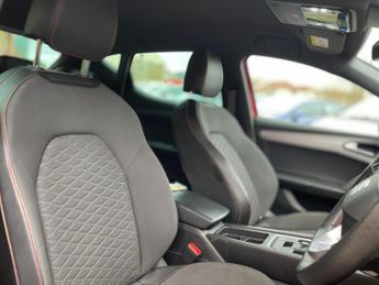 SEAT Leon 1.5 eTSI MHEV FR First Edition Hatchback 5dr Petrol Hybrid DSG E