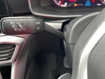 SEAT Leon 1.5 eTSI MHEV FR First Edition Hatchback 5dr Petrol Hybrid DSG E