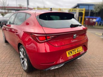 SEAT Leon 1.5 eTSI MHEV FR First Edition Hatchback 5dr Petrol Hybrid DSG E